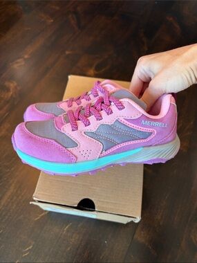 Merrell Kids' Alpine 83 KDZ in Berry
